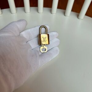 Louis Vuitton Lock and Key: 312